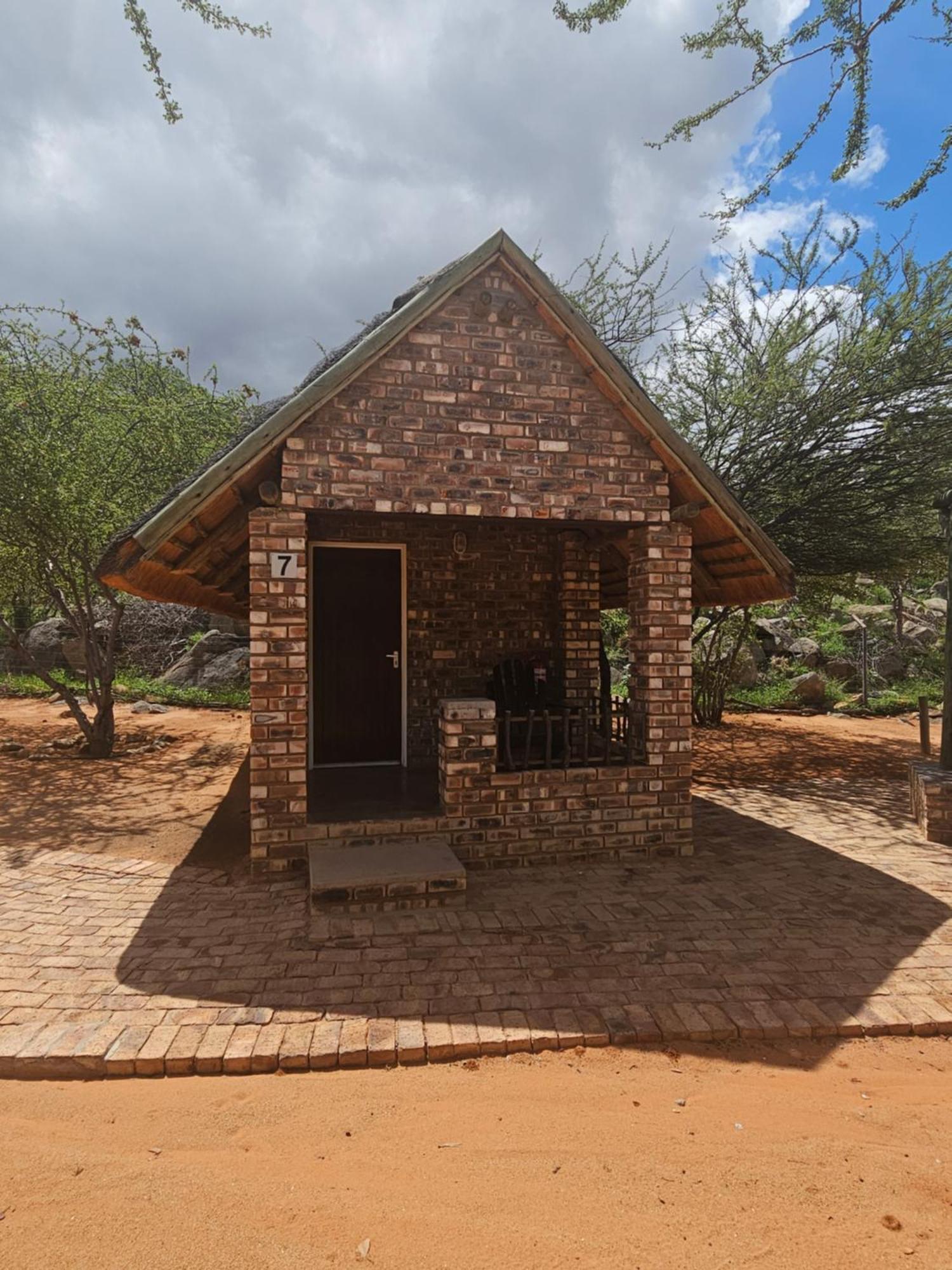 Kaoko Bush Lodge Kamanjab Kültér fotó
